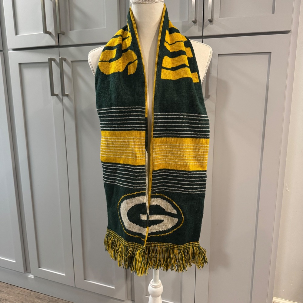Green Bay Packers NFL Winter Knit Scarf Team Logo Fringe Yellow Green